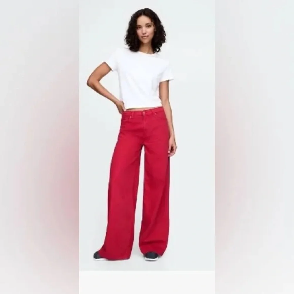 GAP Baggy Mid Rise Wide-Leg Jeans Red, Size 29 (8R) Y2K - Picture 2 of 7